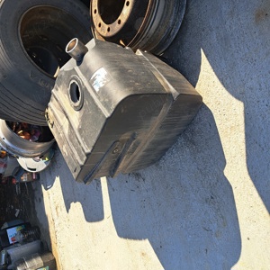 rezervoare iveco stralis mega - imagine 3