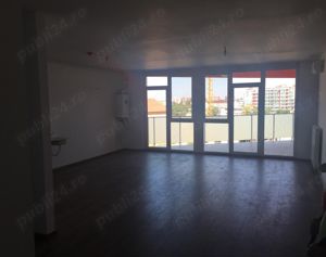 Vand apartament 3 camere Ared - imagine 3