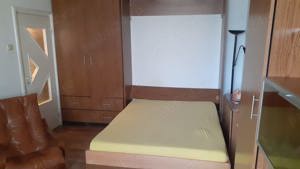 Inchiriez Apartament 2 camere decomandate zona Manastrur - imagine 3