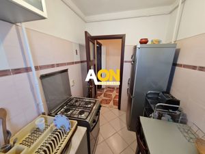 Apartament 2 camere, Semidecomandat, Zona Bulevard Cetate - imagine 7