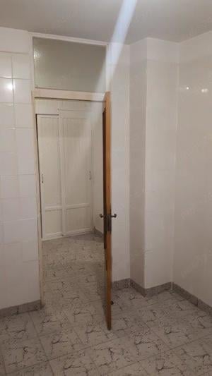 Particular vand apartament 2 camere