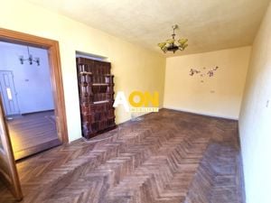 De vanzare casa 5 camere, 1092mp teren, Vintu de Jos - imagine 6