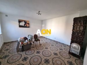 De vanzare casa 5 camere, 1092mp teren, Vintu de Jos - imagine 11