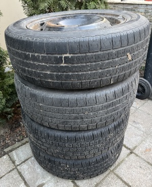 Vând anvelope + jante 185/65/R15