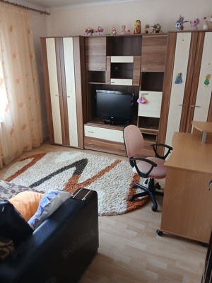 Închiriez apartament  - imagine 4