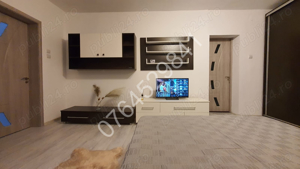 Inchiriez apt. 2 cam. in vila, Obor-Colentina,Str. Elena,renovat,la 12 min. metrou Obor-Veranda Mall - imagine 4