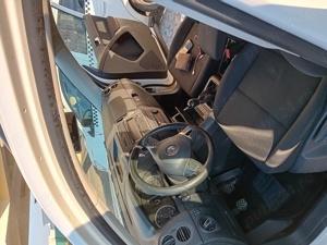 Volkswagen Tiguan - imagine 4