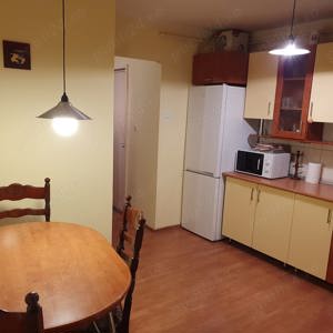  Inchiriere apartament cu 3 camere în Dâmbu Pietros - imagine 7