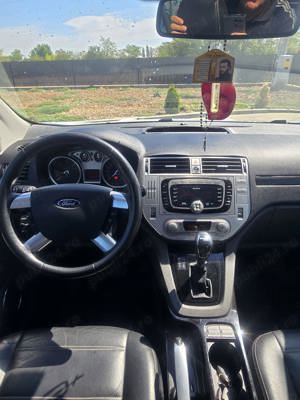 Ford Kuga  - imagine 3