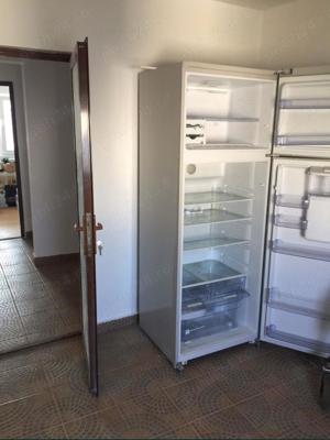 Apartament decomandat - imagine 2