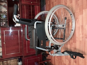 Fotoliu rulant cu antrenare manuala pentru persoane cu handicap  - imagine 2