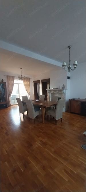 Proprietar vand vila in Dumbravita, cu garaj, bucatarie inchisa