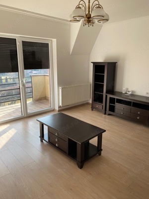 Apartament cu 3 camere de vânzare în Brașov - imagine 6