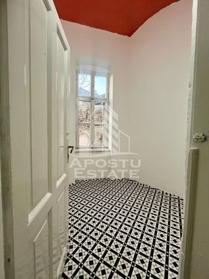 Apartament deosebit in cladire istorica, zona Piata Romanilor - imagine 11