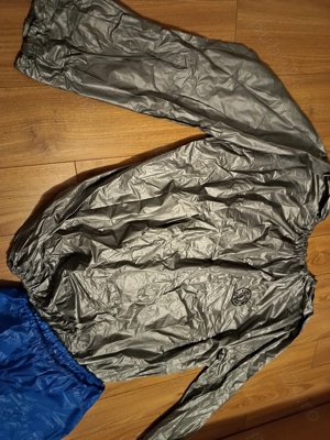 Costum de slabit cu efect de saună Golds GYM, marime M  L, din PVC - imagine 3