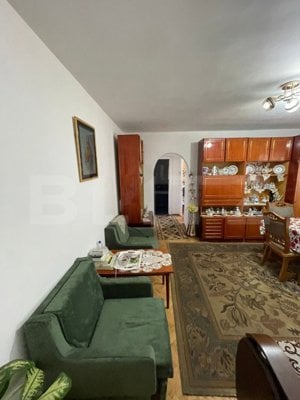 Apartament cu 2 camere, 56 mp, zona Micro 16 - imagine 2