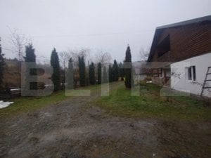 Casa cu 4 camere, 90 mp utili, 6300 mp teren, zona Mijloceni Bargaului - imagine 3