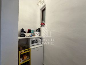 Apartament 3 camere, parter înalt, garaj propriu și parcare securizată - imagine 7