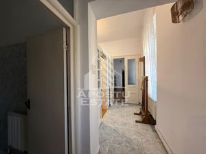 Apartament 3 camere, parter înalt, garaj propriu și parcare securizată - imagine 8