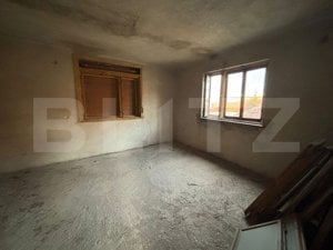 Casa cu anexe si gradina. - imagine 4