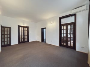 Biroul firmei TALE de langa Parcul Ioanid, apartament 5 camere - imagine 1