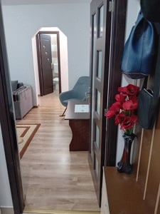 vând apartament în  giurgiu str 1Decembrie 1918 - imagine 5