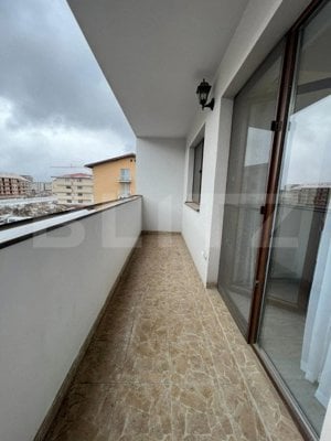 Apartament 2 camere, decomandat, 53 mp, parcare, zona Terra  - imagine 8