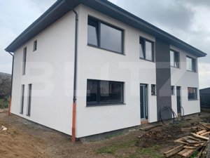 Duplex cu 4 camere, incalzire in pardoseala, panouri fotovoltaice, Gilau - imagine 1