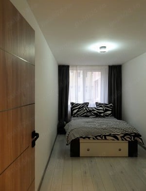 Apartament de vânzare cu 4 camere în orașul Aleșd - imagine 3