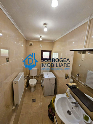 ZONA 23 AUGUST-CASA  6 CAMERE, TEREN 231 MP - imagine 11