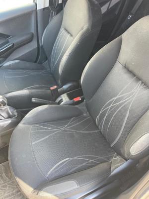 Vand Peugeot 208, 1.4 Hdi - imagine 2