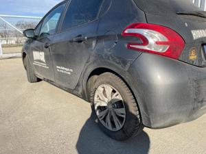 Vand Peugeot 208, 1.4 Hdi - imagine 7