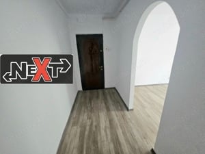 apartament cu patru camere transformat în spațiu comercial  - imagine 2