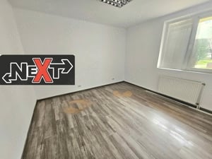 apartament cu patru camere transformat în spațiu comercial  - imagine 7