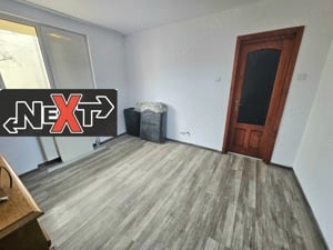 apartament cu patru camere transformat în spațiu comercial  - imagine 8