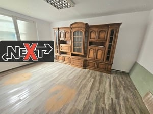 apartament cu patru camere transformat în spațiu comercial  - imagine 10