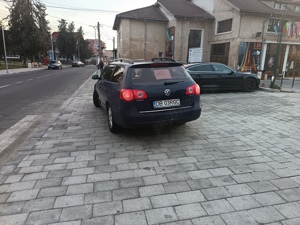 Vând Wolkswagen Pasat B6  - imagine 4