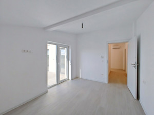 DISPONIBIL IMEDIAT, APARTAMENT SPATIOS, TIP PENTHOUSE - imagine 9