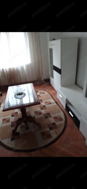 Închiriez apartament cu 2 camere - imagine 4