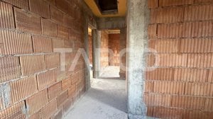 Casa individuala de vanzare in Selimbar 130 mpu curte libera 410 mp - imagine 11