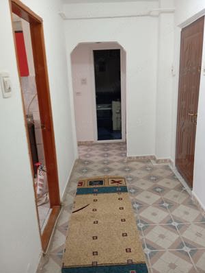 De inchiriat apartament cu 2  camere confort 1, zona Broșteni 