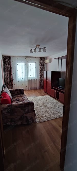 Închiriez apartament 3 camere - imagine 6