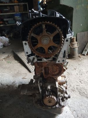 motor dacia logan 1,2 - imagine 2