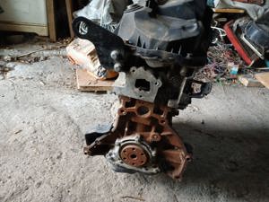 motor dacia logan 1,2 - imagine 5