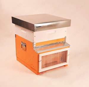 Stupul PASTORAL de 12 rame + Magazie 1 2, rame insarmate, hranitor, gratie hanneman