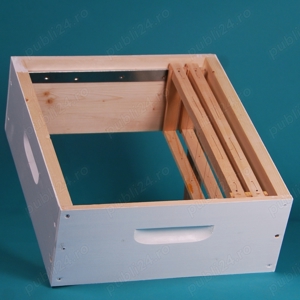 Stupul PASTORAL de 12 rame + Magazie 1 2, rame insarmate, hranitor, gratie hanneman - imagine 4