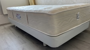 Paturi din catifea cu saltele profesionale incluse 