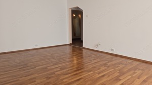 Apartament 4 camere in Deva, zona Dorobanti, et 1 - imagine 4