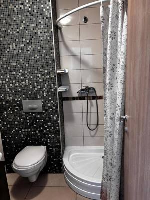 Închiriez apartament două camere Cosmopolis  - imagine 8