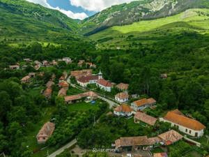 Casa de vanzare in loc.Izvoarele com.Livezile.jud.Alba - imagine 8